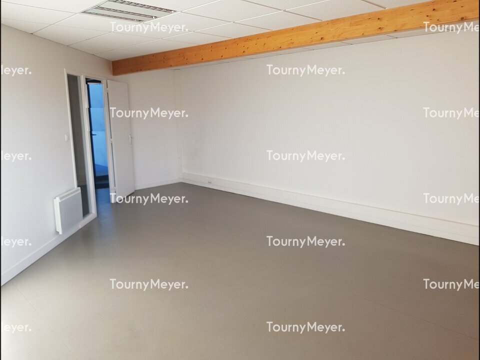 Visuel 4 de l'annonce : A LOUER - BREST, PORT DE COMMERCE - BUREAUX DE 60 M²