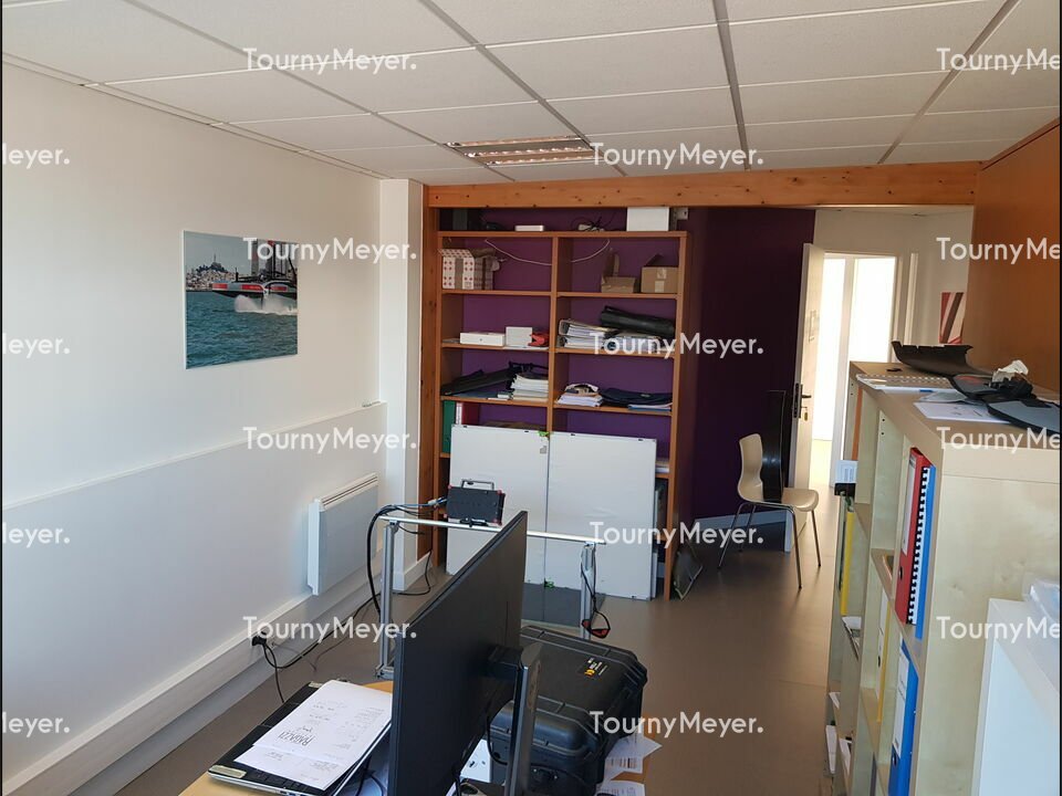 Visuel 6 de l'annonce : A LOUER - BREST, PORT DE COMMERCE - BUREAUX DE 60 M²