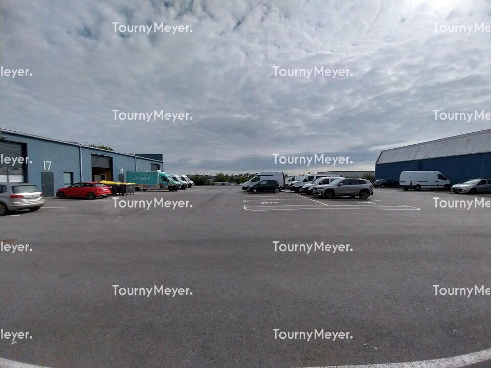 Visuel 3 de l'annonce : A LOUER - BREST, ZONE DE KERGONAN - LOCAL D'ACTIVITE de 300m²