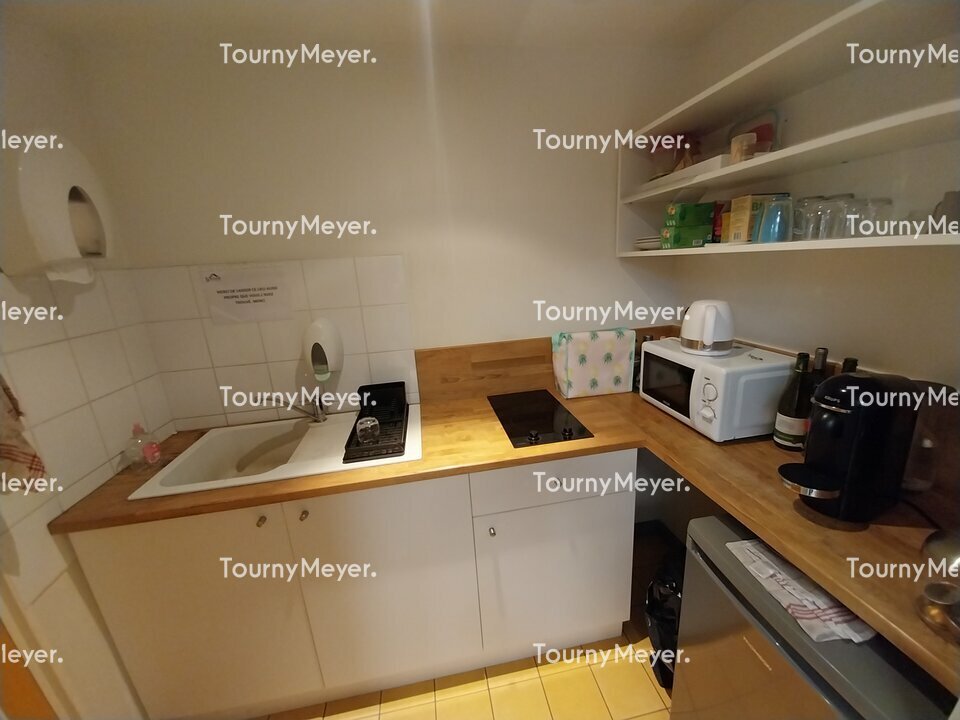 Visuel 9 de l'annonce : A LOUER - BREST, ZONE DE KERVAO, BATIMENT DE 286 M²