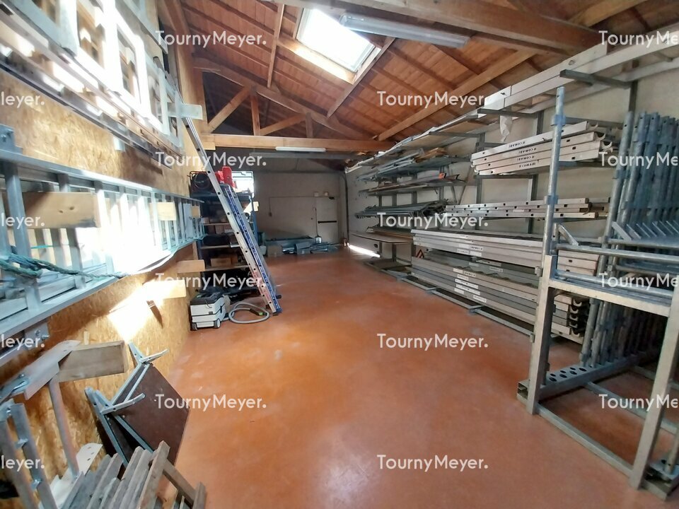 Visuel 12 de l'annonce : A LOUER - BREST, ZONE DE KERVAO, BATIMENT DE 286 M²