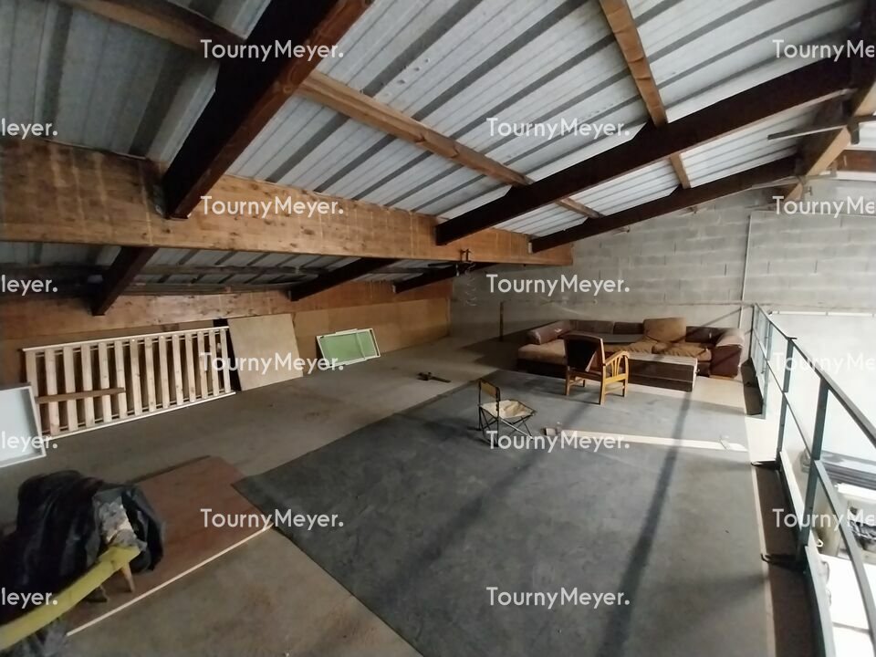 Visuel 2 de l'annonce : A LOUER - BREST KERGONAN - LOCAL D'ACTIVITE DE 300 M²