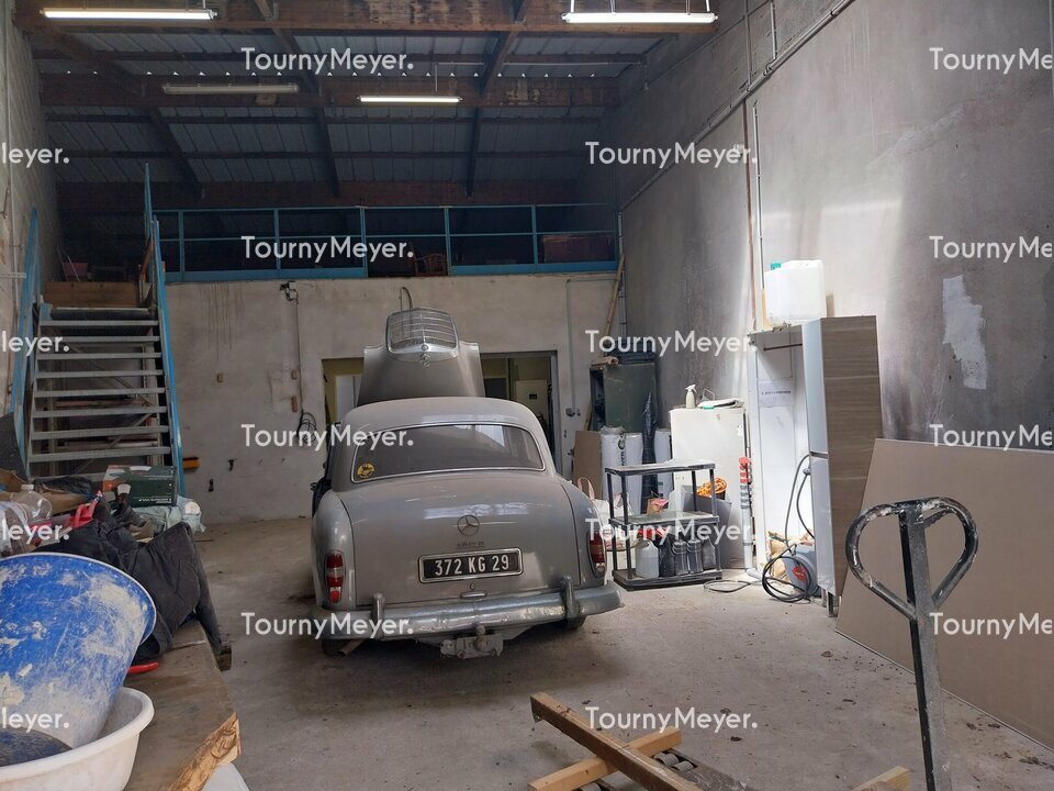 Visuel 3 de l'annonce : A LOUER - BREST KERGONAN - LOCAL D'ACTIVITE DE 300 M²