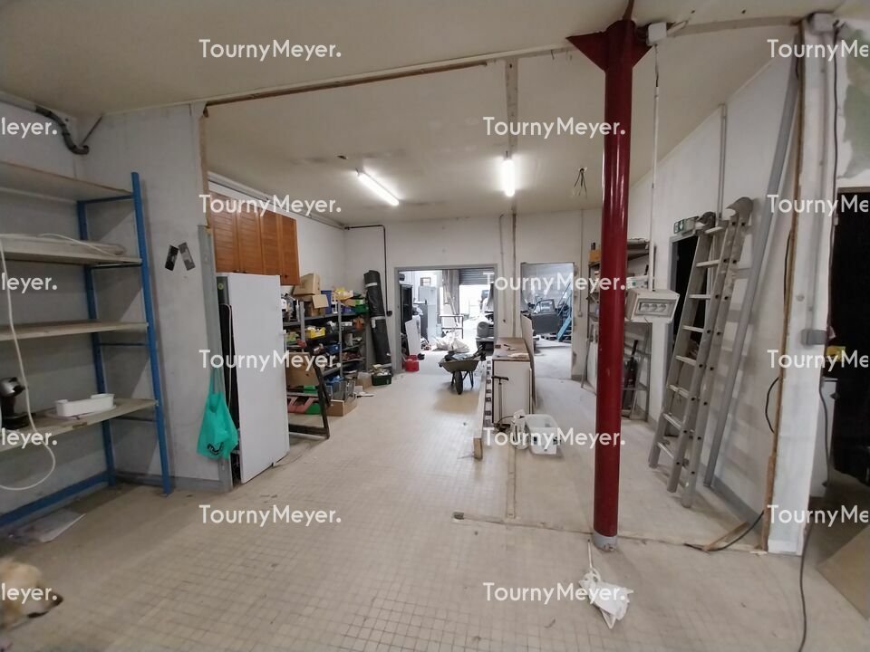 Visuel 7 de l'annonce : A LOUER - BREST KERGONAN - LOCAL D'ACTIVITE DE 300 M²