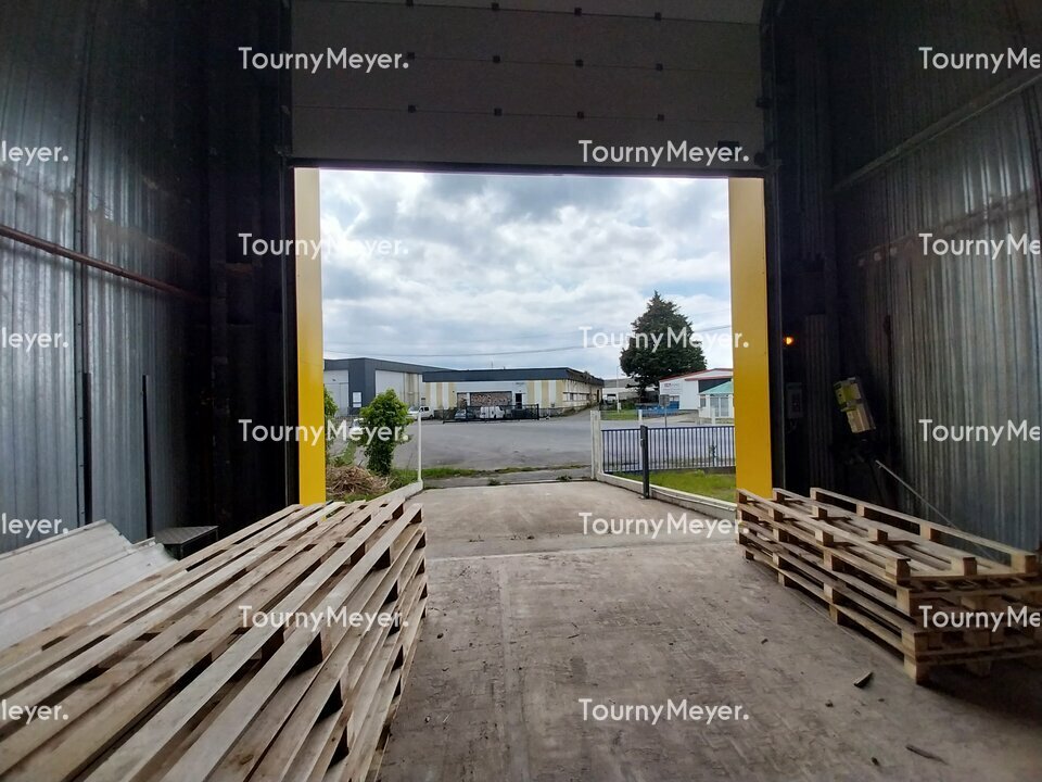 Visuel 4 de l'annonce : BREST, ZONE PORTUAIRE, ENTREPOT A LOUER DE 1500 M2