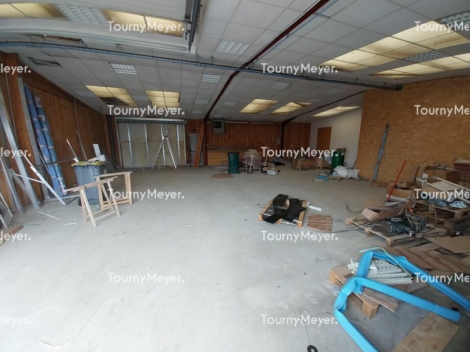 Visuel 10 de l'annonce : A LOUER, KERGARADEC, LOCAL D'ACTIVITE DE 280 M²