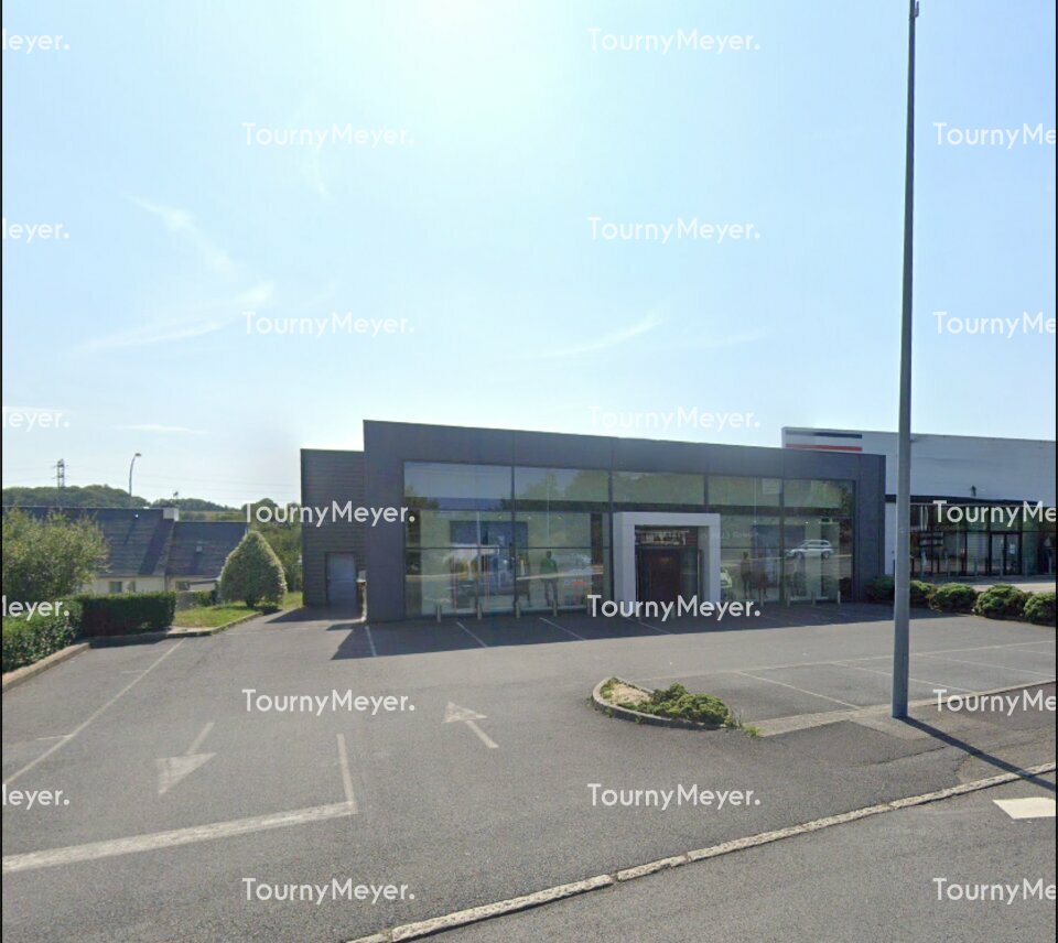 Visuel 1 de l'annonce : A LOUER - GUIPAVAS, ZONE DE COATAUDON / FROUTVEN, LOCAL COMMERCIAL DE 450 M²
