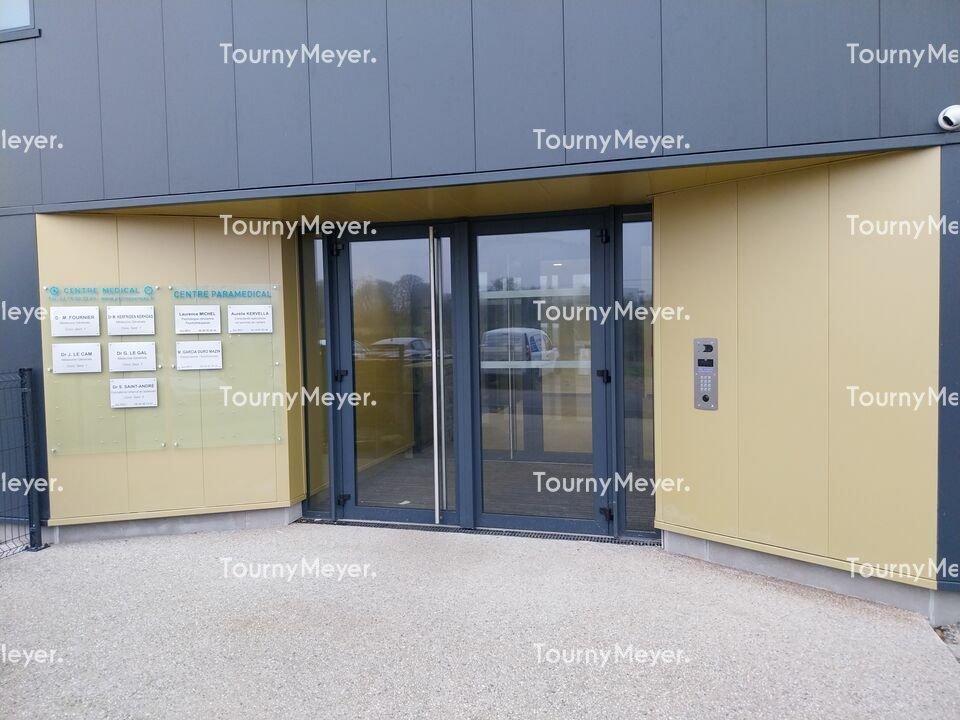 Visuel 2 de l'annonce : A VENDRE - GUIPAVAS, PRAT PIP - AEROPORT - BUREAUX NEUFS DE 579 M²