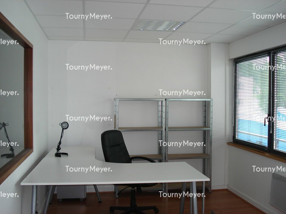 Visuel 2 de l'annonce : A LOUER, BREST, PORT DE COMMERCE, BUREAUX DE 84 M²