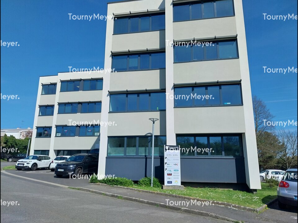 Visuel 5 de l'annonce : A LOUER - BREST, KERGARADEC EUROPE - PLATEAU DE BUREAUX DE 88,09 M²