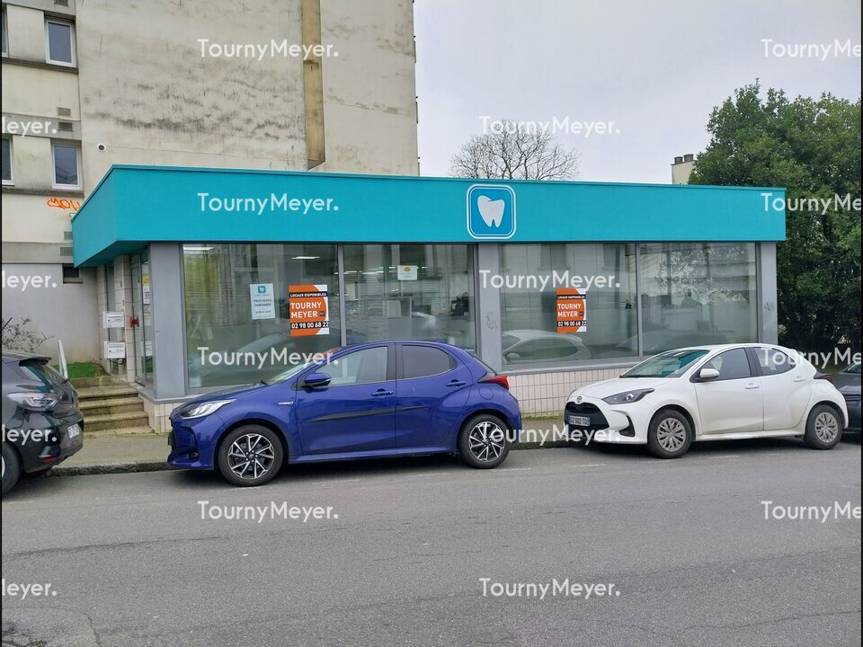 Visuel 1 de l'annonce : A VENDRE - BREST SAINT MARC - LOCAL COMMERCIAL / BUREAUX DE 169 M²