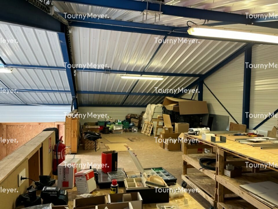Visuel 4 de l'annonce : A LOUER - GUIPAVAS, ZONE DE LAVALLOT - LOCAL DE 450 M²