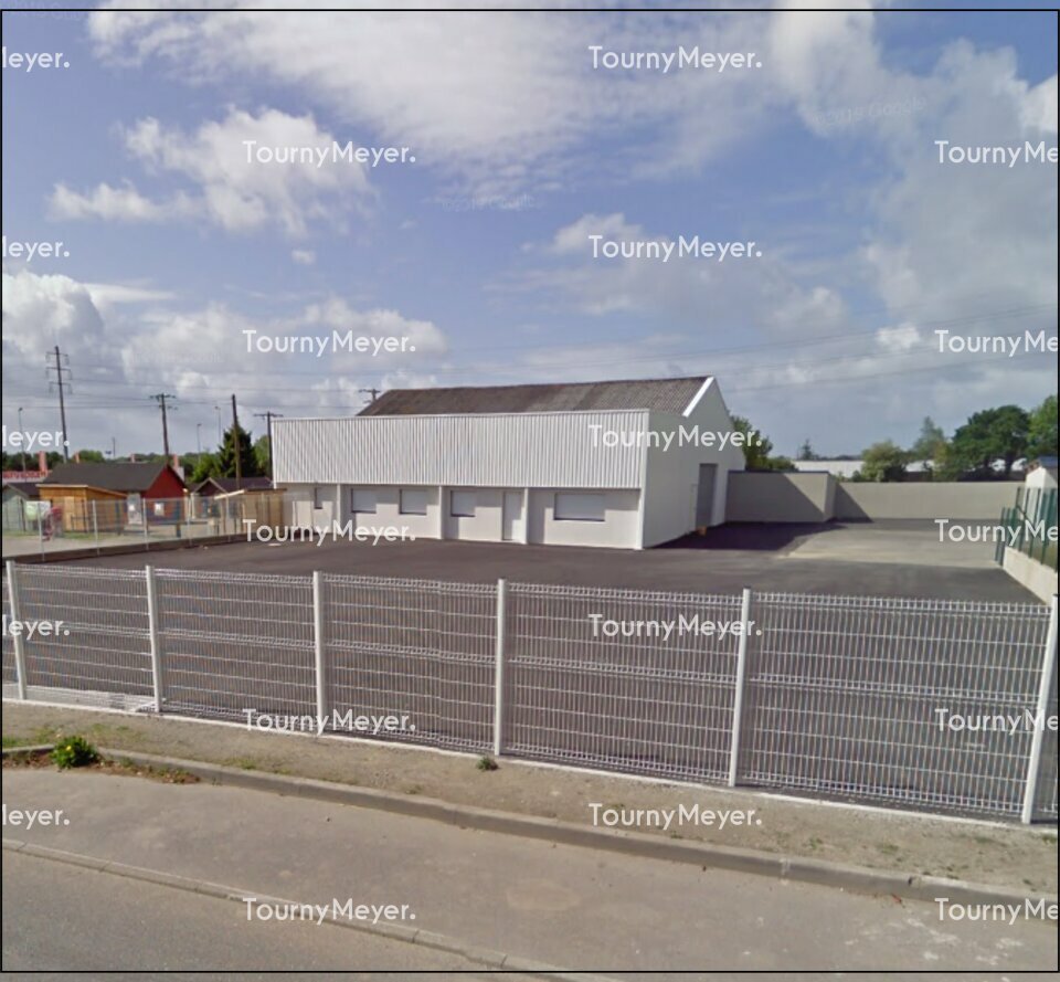 Visuel 2 de l'annonce : A LOUER - GUIPAVAS - ZONE DE LAVALLOT - BATIMENT D'ACTIVITE DE 365 M²