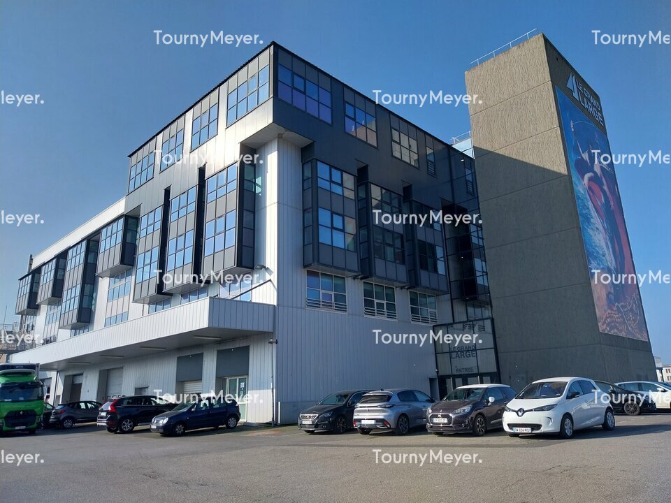 Visuel 9 de l'annonce : A LOUER, Bureau 155m² - Immeuble LE GRAND LARGE - Port de commerce de Brest