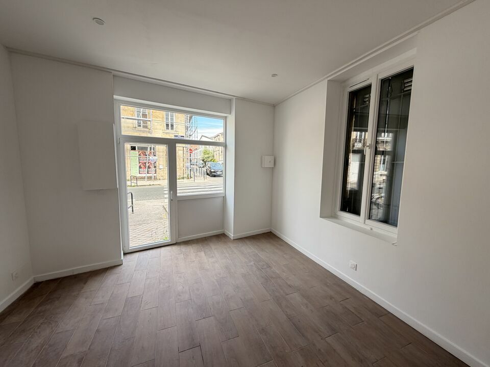 LOCATION - LOCAL PROFESSIONNEL - BORDEAUX