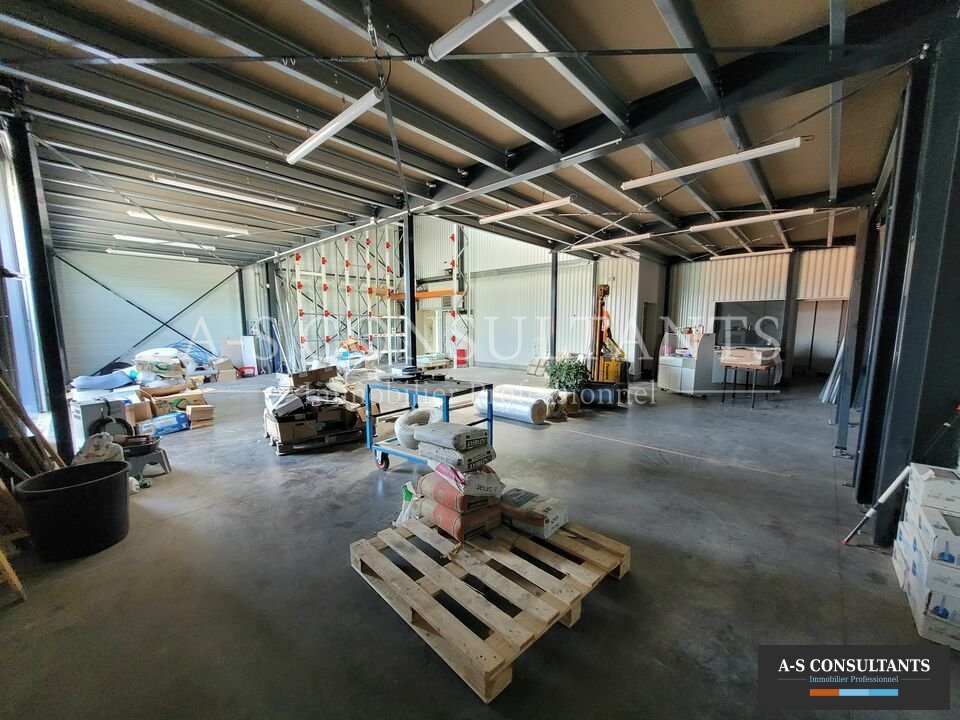 A vendre Locaux d'activité 624m² Apprieu