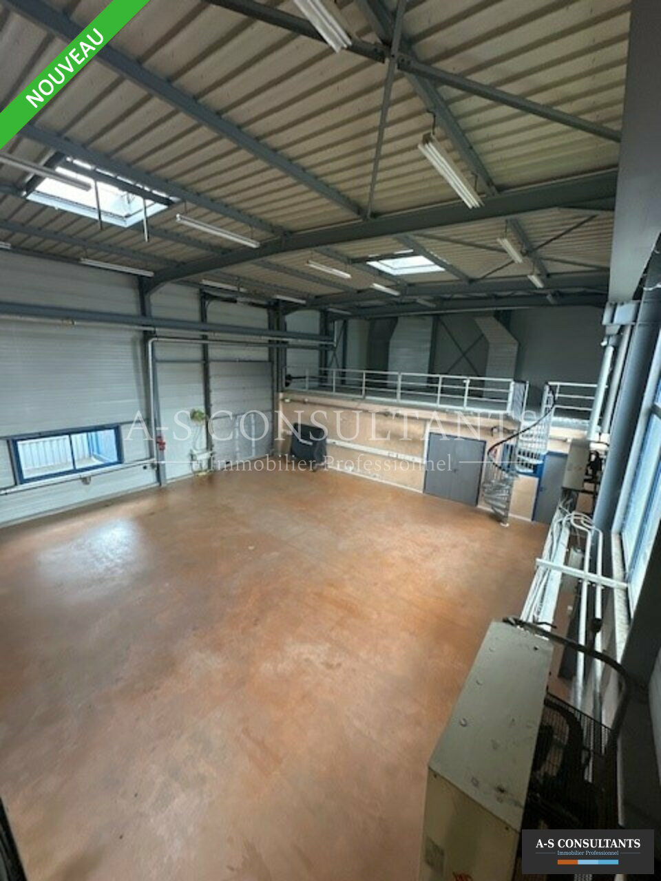 A louer Locaux d'activité 670m² La Roche-sur-Foron