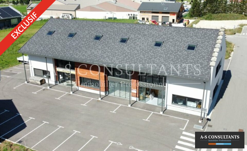A vendre Local commercial  360m² Villard-de-Lans
