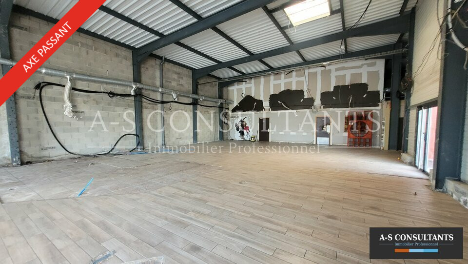 A vendre Local commercial  396m² Salaise-sur-Sanne