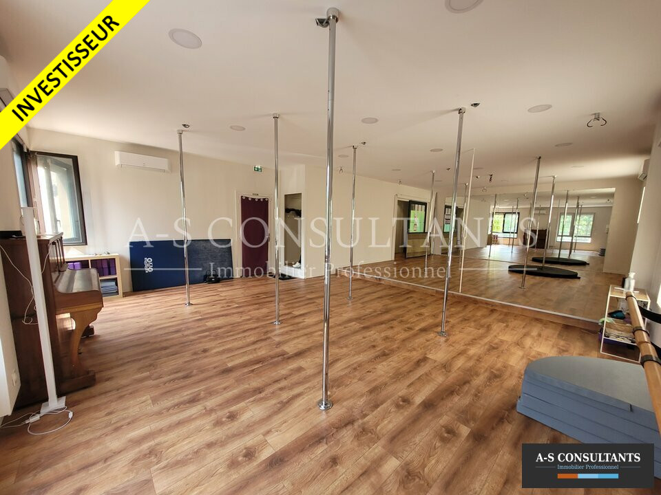 A vendre Locaux d'activité 85m² Le Péage-de-Roussillon