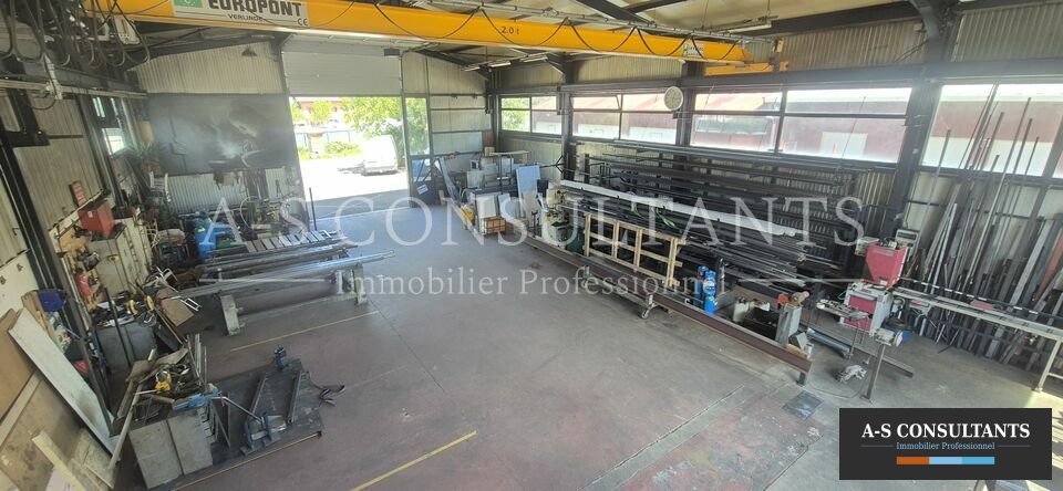 A louer Locaux d'activité 440m² Saint-Jorioz