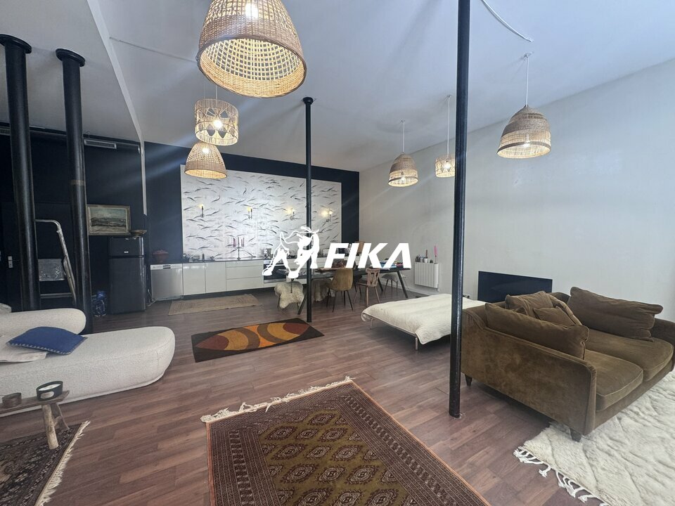 Local commercial - à vendre / à louer - 110 m2 - (33000) Bordeaux
