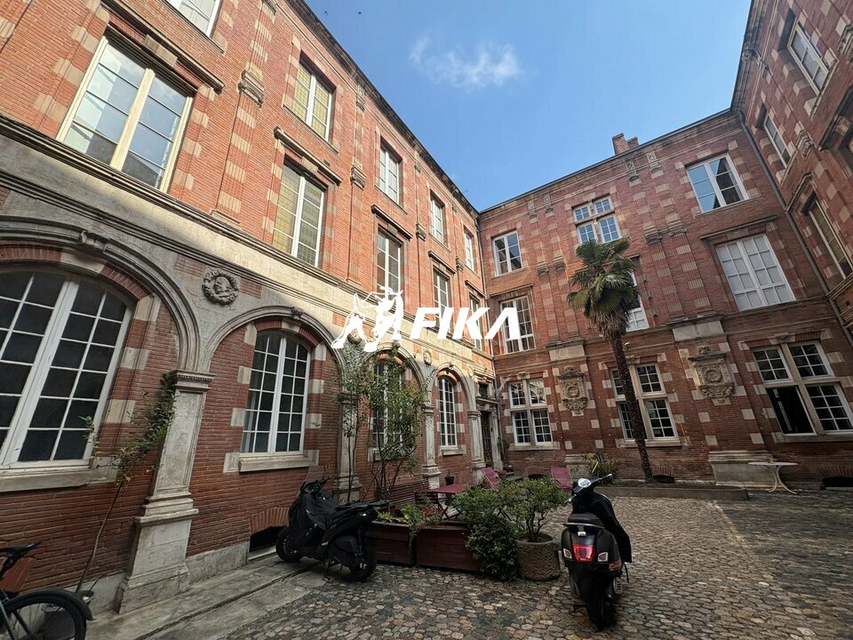 A LOUER BUREAUX 193 M2 - (31000) TOULOUSE