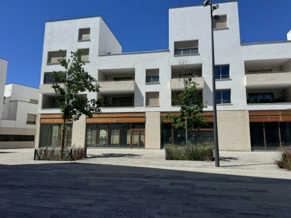 local commercial - à partir de 73 m2 - Villenave d'Ornon