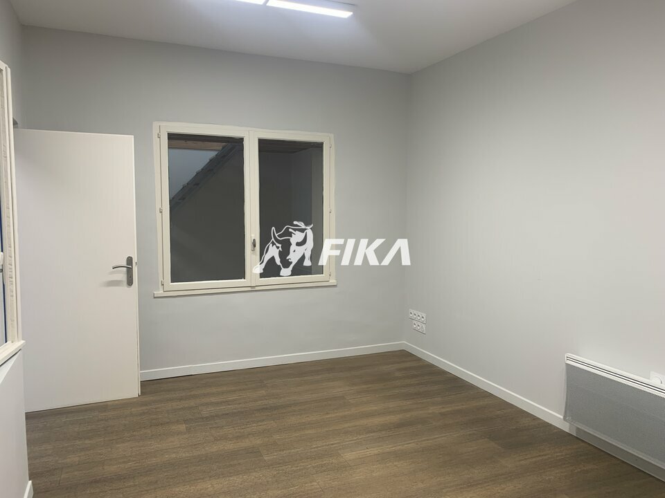 A VENDRE BUREAUX 143 m2 - (33000) BORDEAUX