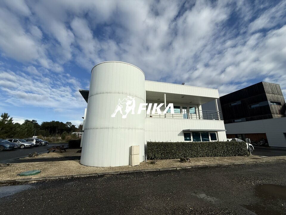A LOUER - BUREAUX - 219 m2 - TECHNOPOLE MARTILLAC