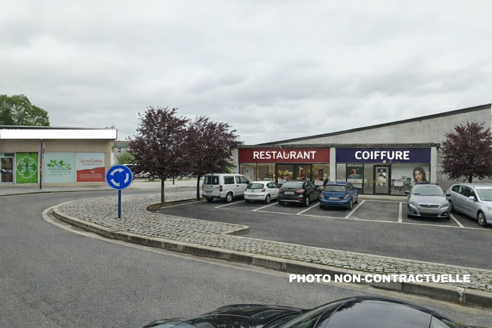 A LOUER LOCAL COMMERCIAL 400 m&sup2; SAINT GAUDENS DIVISIBLE