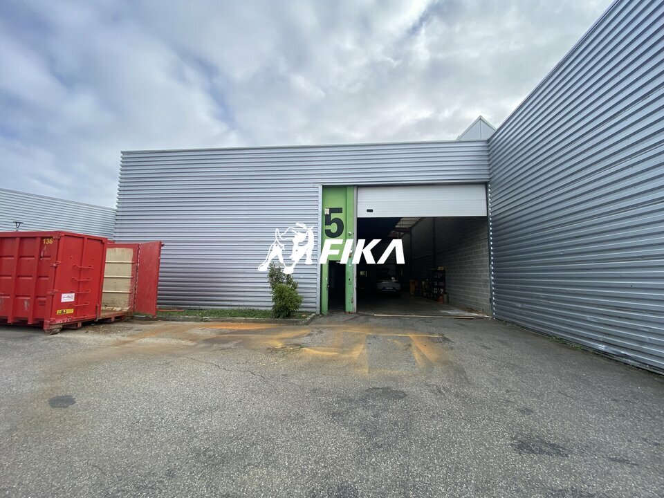 A LOUER LOCAL D'ACTIVITE 330 m2 - (31200) TOULOUSE