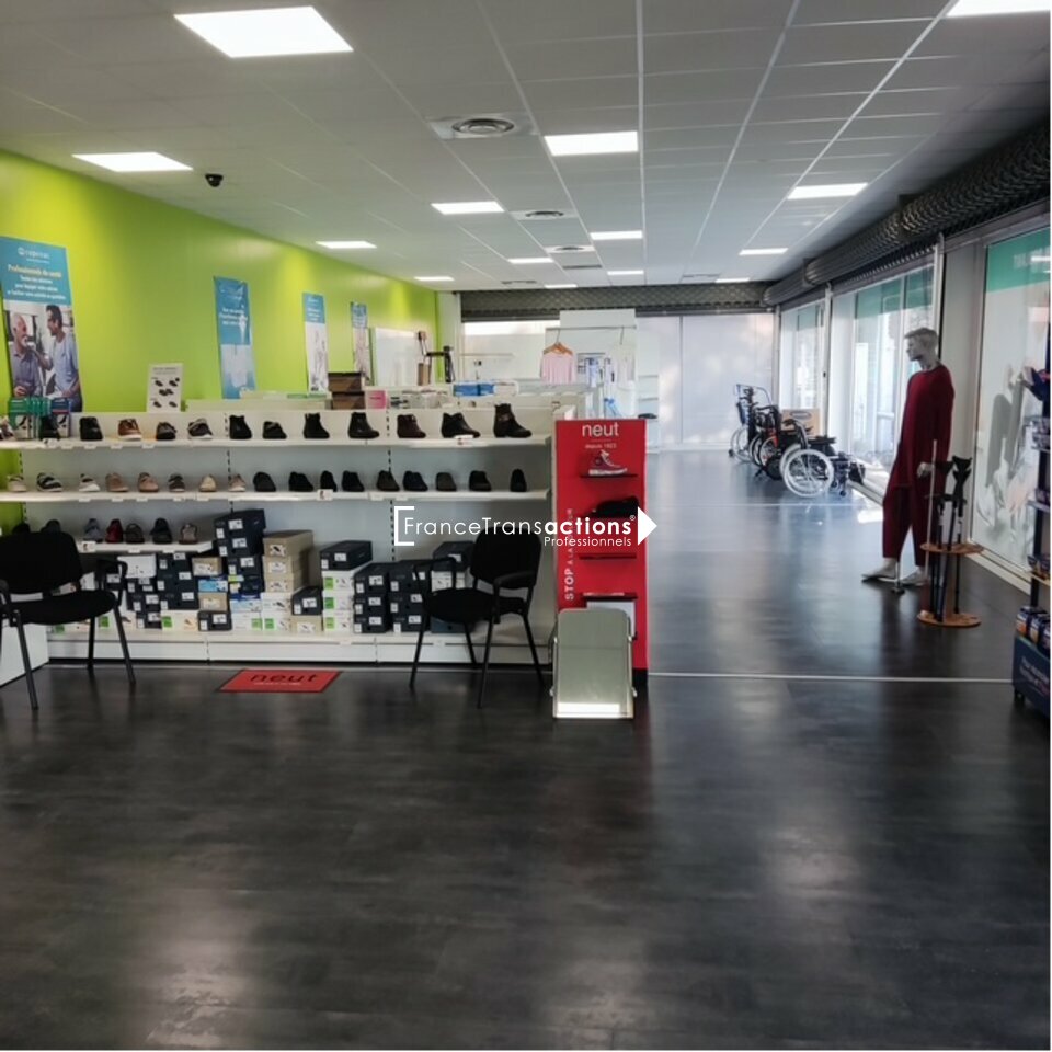 A LOUER LOCAL COMMERCIAL 250 m&sup2; MURET