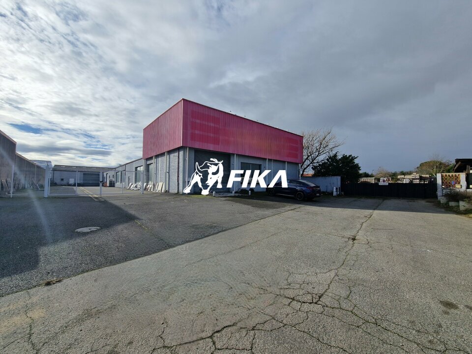A VENDRE LOCAL D'ACTIVITÉ 1 800 m2 - (31830) PLAISANCE-DU-TOUCH