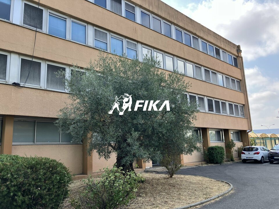 A VENDRE BUREAUX 117 m2 - (31200) TOULOUSE