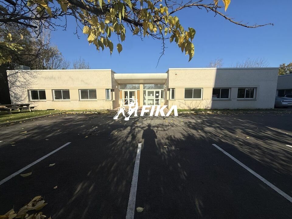 A LOUER BUREAUX 306 m2 (31670) LABEGE