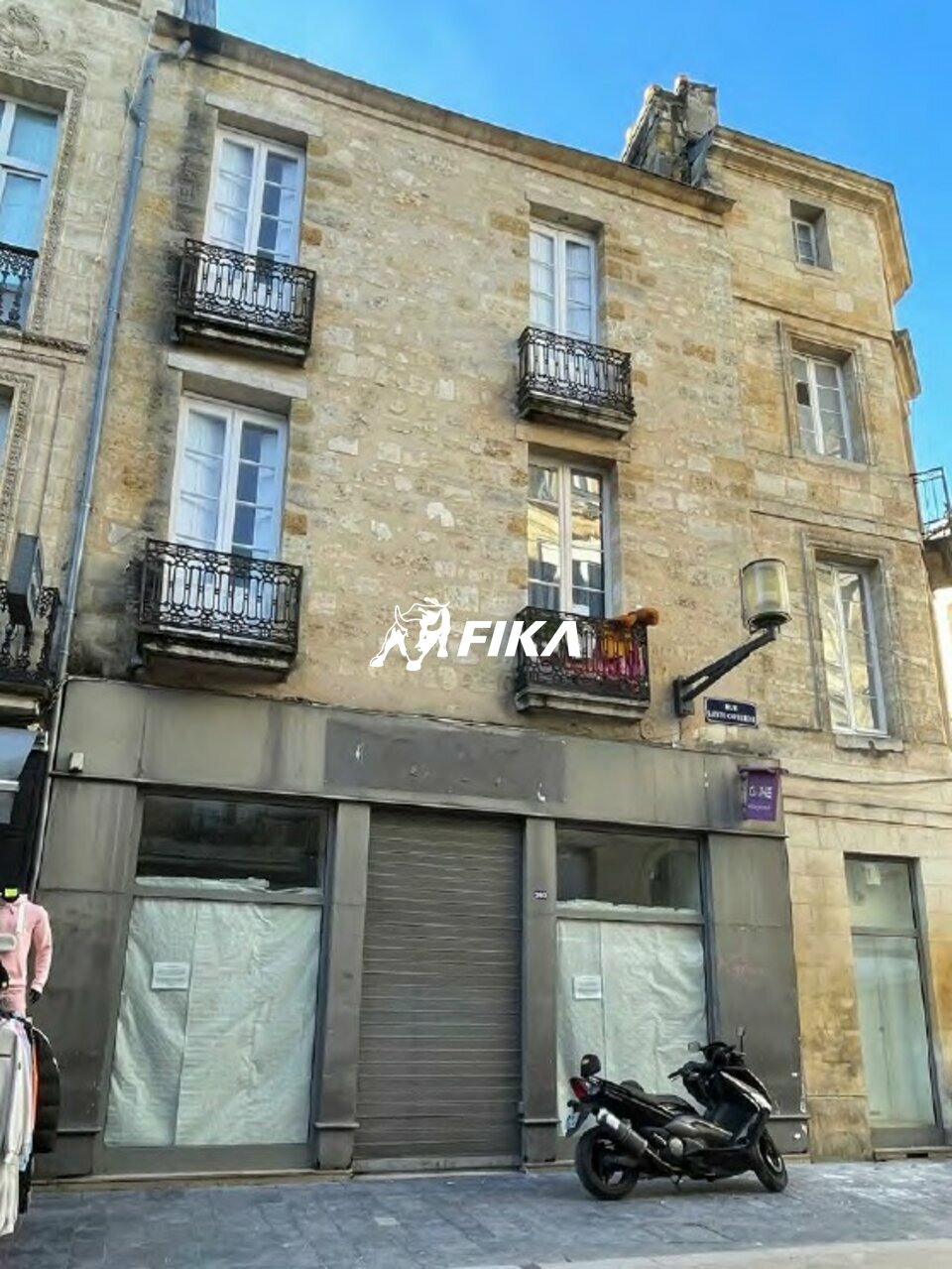LOCAL COMMERCIAL A LOUER RUE SANTE-CATHERINE