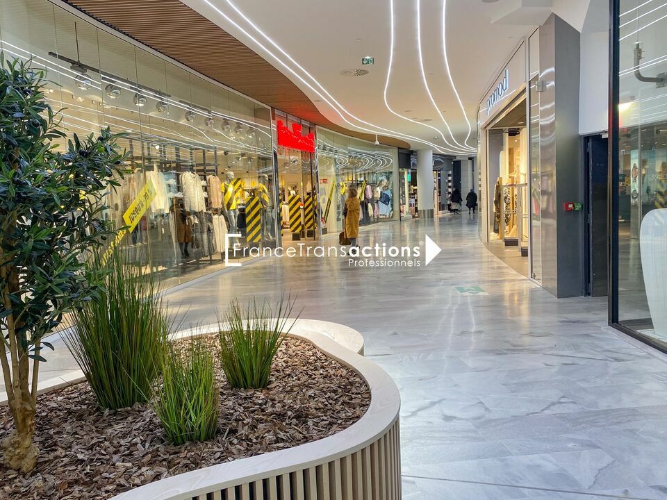 LOCATION PURE - HYPERCENTRE TOULOUSE 128 m² - LES BOUTIQUES SAINT GEORGES