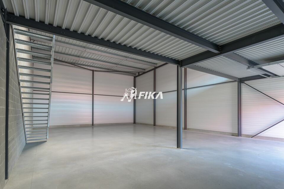 A VENDRE LOCAL D'ACTIVITE 306 m2 - (31600) Muret