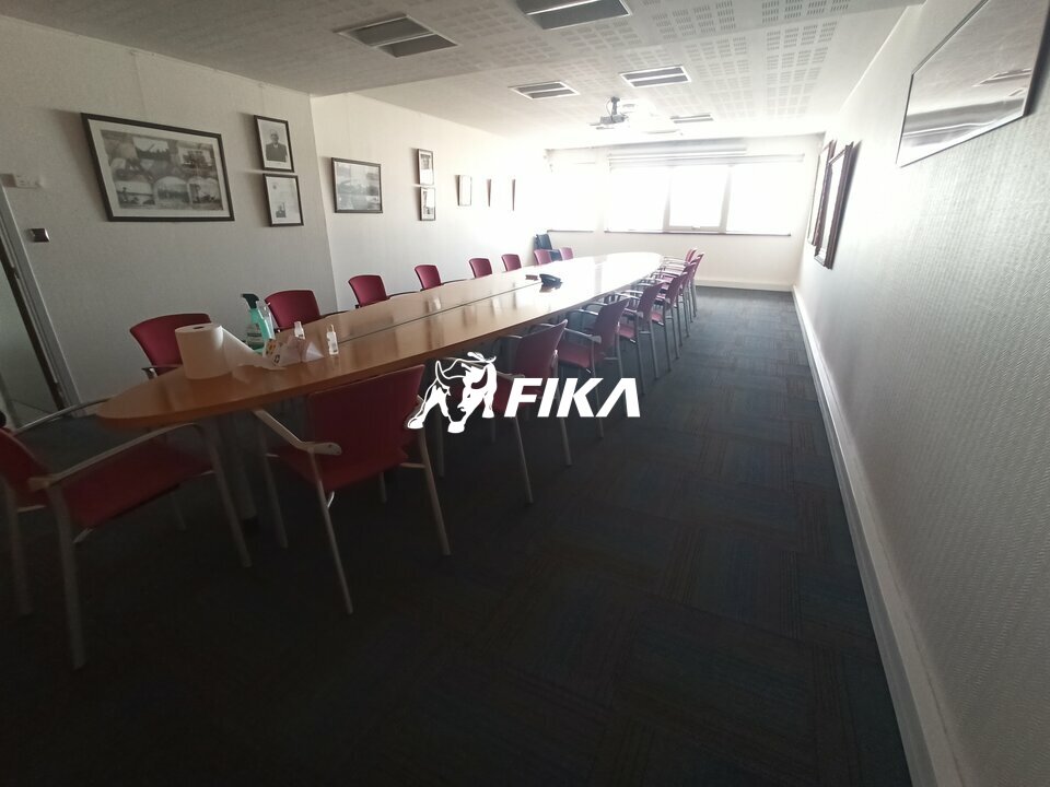A LOUER BUREAUX 341m2 (31100) TOULOUSE 