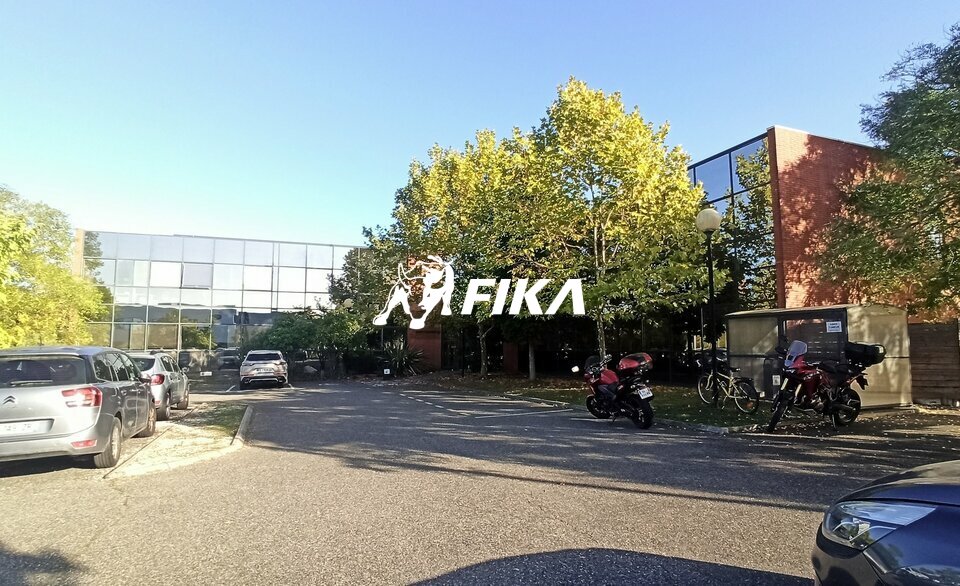A LOUER BUREAUX 1244  m2 (31170) COLOMIERS