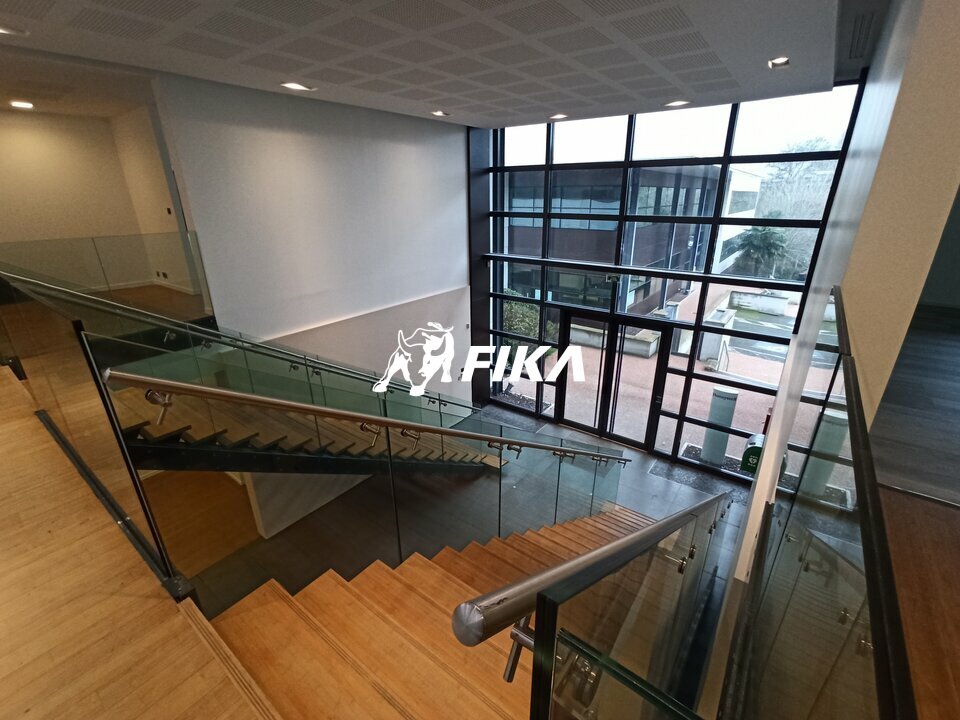A LOUER 1521m2 de BUREAUX (31670) LABEGE