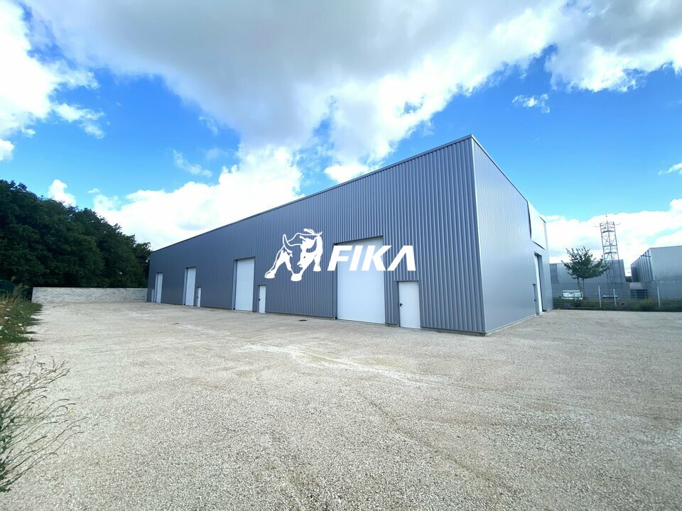 A LOUER LOCAL D'ACTIVITE 250 m2 - (31340) VILLEMATIER