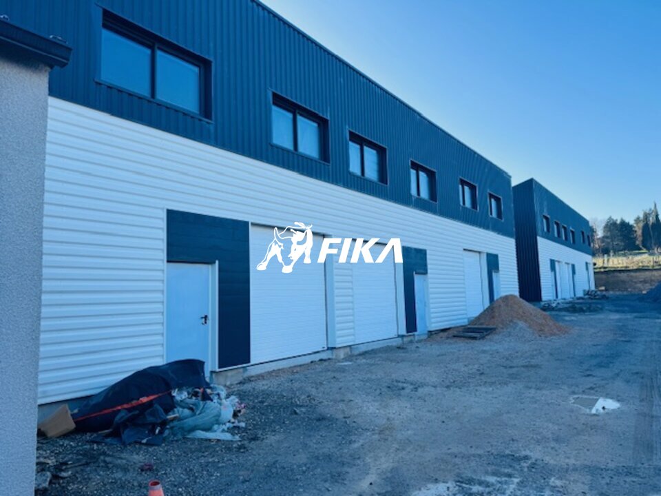A VENDRE LOCAL D'ACTIVITE 138 m2 - (31280) DREMIL LAFAGE