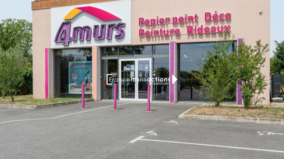 A LOUER LOCAL COMMERCIAL 660 m&sup2; ROQUES