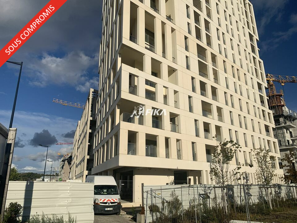 A VENDRE LOCAL COMMERCIAL 246m2 - (33100) BORDEAUX