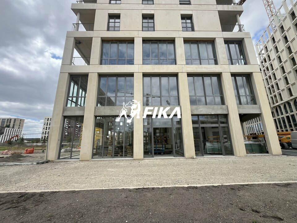 LOCAL COMMERCIAL Neuf A VENDRE coeur du quartier Euratlantique - Bordeaux 