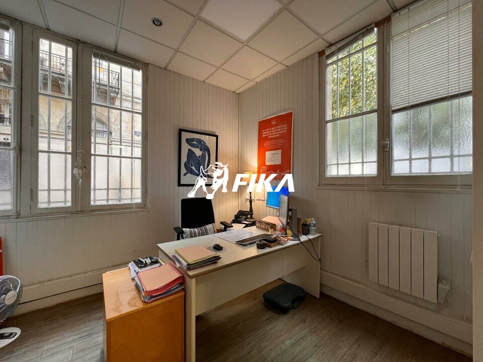 Local professionnel - A vendre - 189 m2 (33000) BORDEAUX 