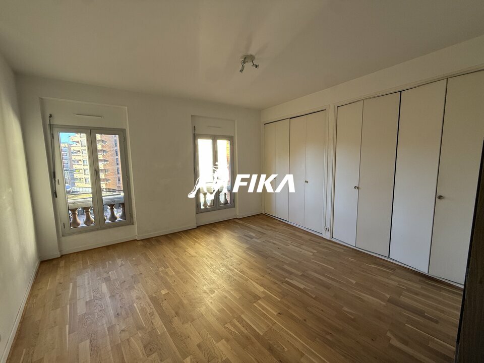 A LOUER BUREAUX 105m2 - (31000) TOULOUSE