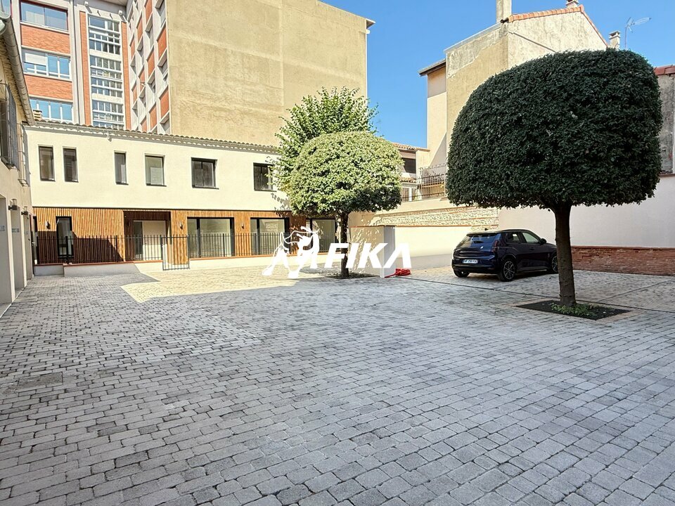 A LOUER BUREAUX 198m2 avec Terrasse - (31000) TOULOUSE 
